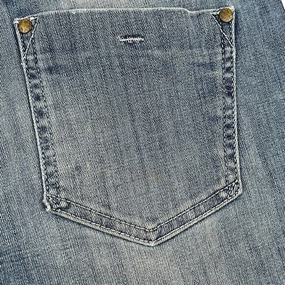 Holding Horses Cuffed Denim Shorts Size 26 4" Inseam Mid Rise - Picture 3 of 6